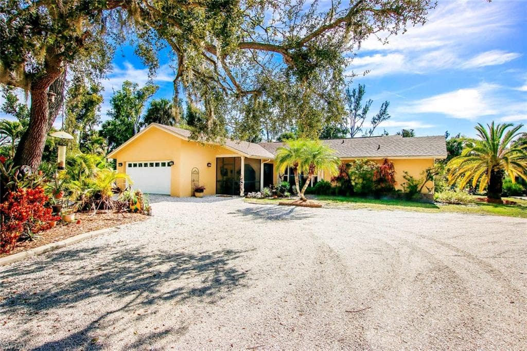 12511 Summerwood DR FORT MYERS, FL 33908