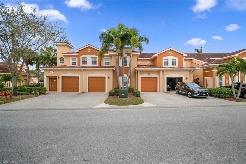 10013 Via Colomba CIR 202 FORT MYERS, FL 33966