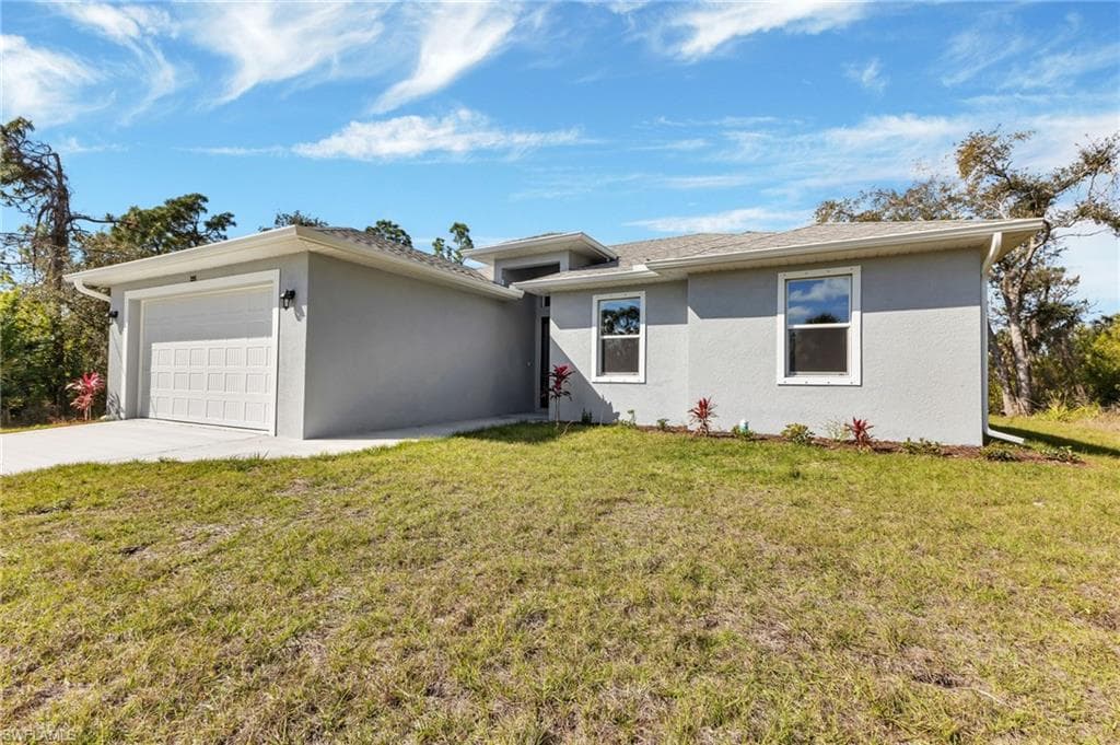 295 Ravenswood BLVD PORT CHARLOTTE, FL 33954