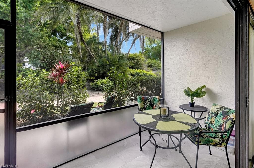600 Neapolitan WAY 121 NAPLES, FL 34103