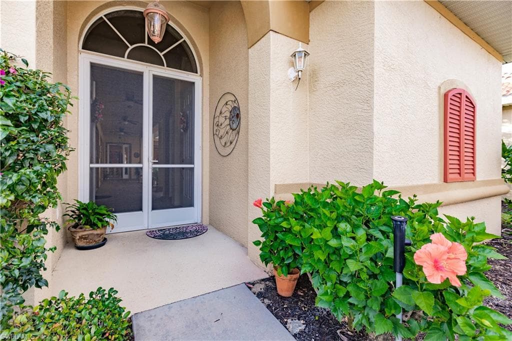 14052 Bently CIR FORT MYERS, FL 33912