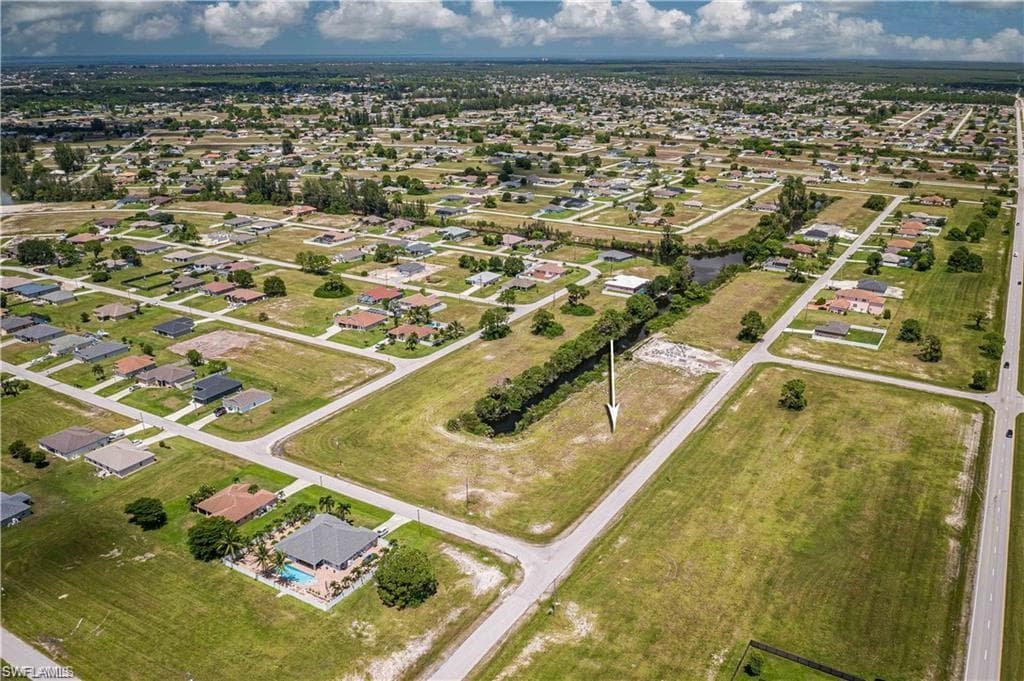 1208 NW 16th PL CAPE CORAL, FL 33993
