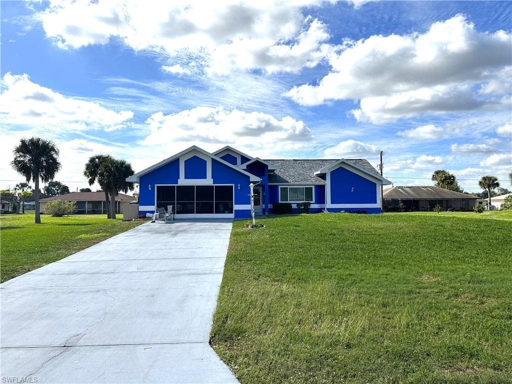 413 Robert AVE LEHIGH ACRES, FL 33936