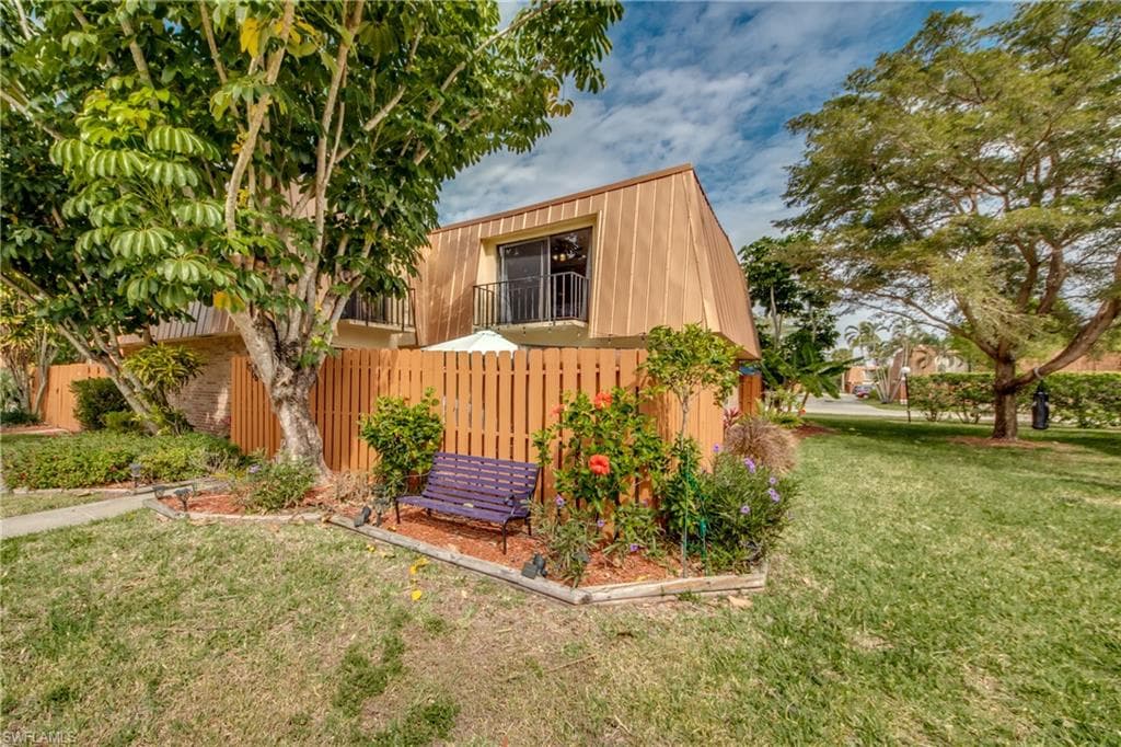 1708 Park Meadows DR 2 FORT MYERS, FL 33907