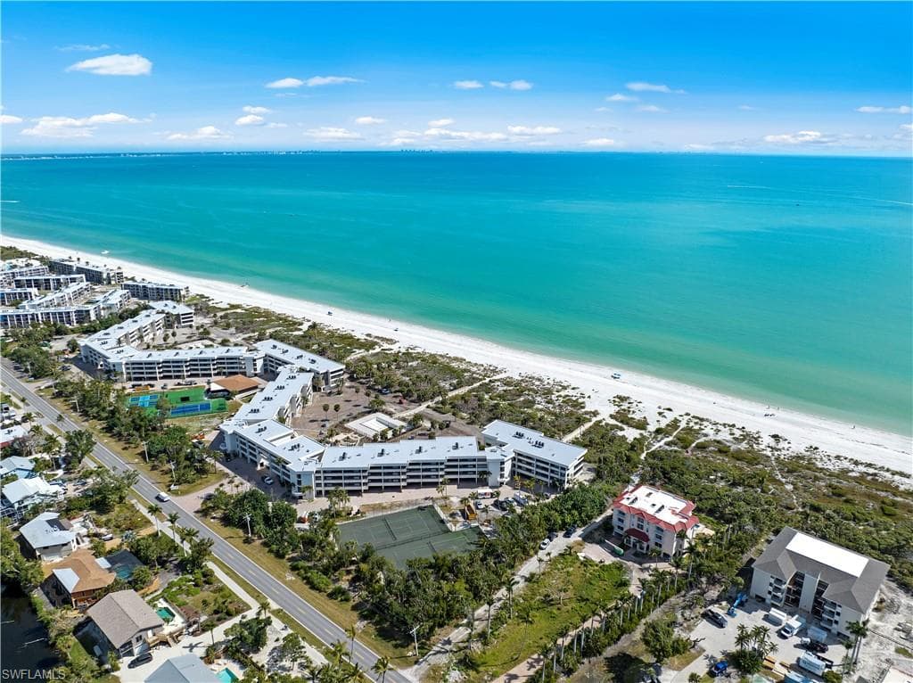 1605 Middle Gulf DR 125 SANIBEL, FL 33957