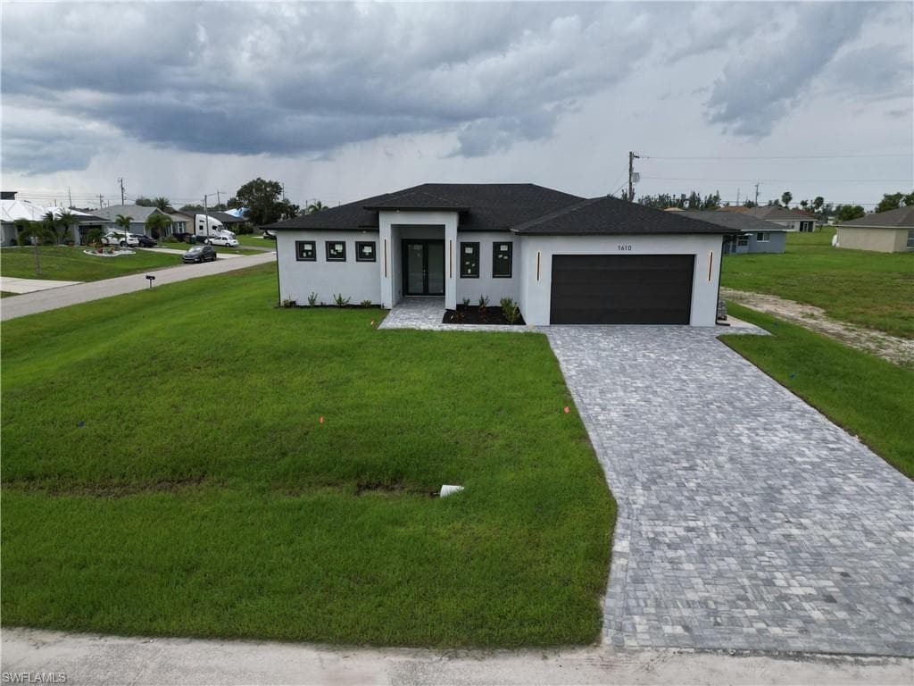 1610 NE 2ND PL CAPE CORAL, FL 33909