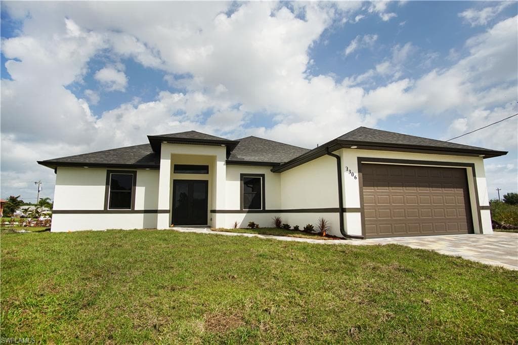 2716 47th ST W LEHIGH ACRES, FL 33971