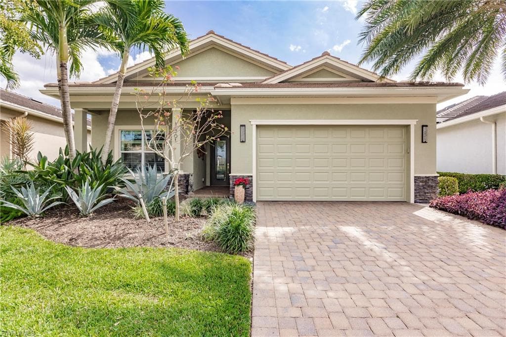 12701 Fairway Cove CT FORT MYERS, FL 33905