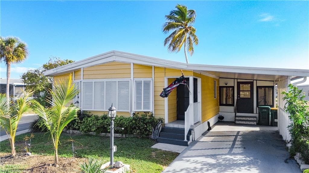 56 Oceans BLVD NAPLES, FL 34104