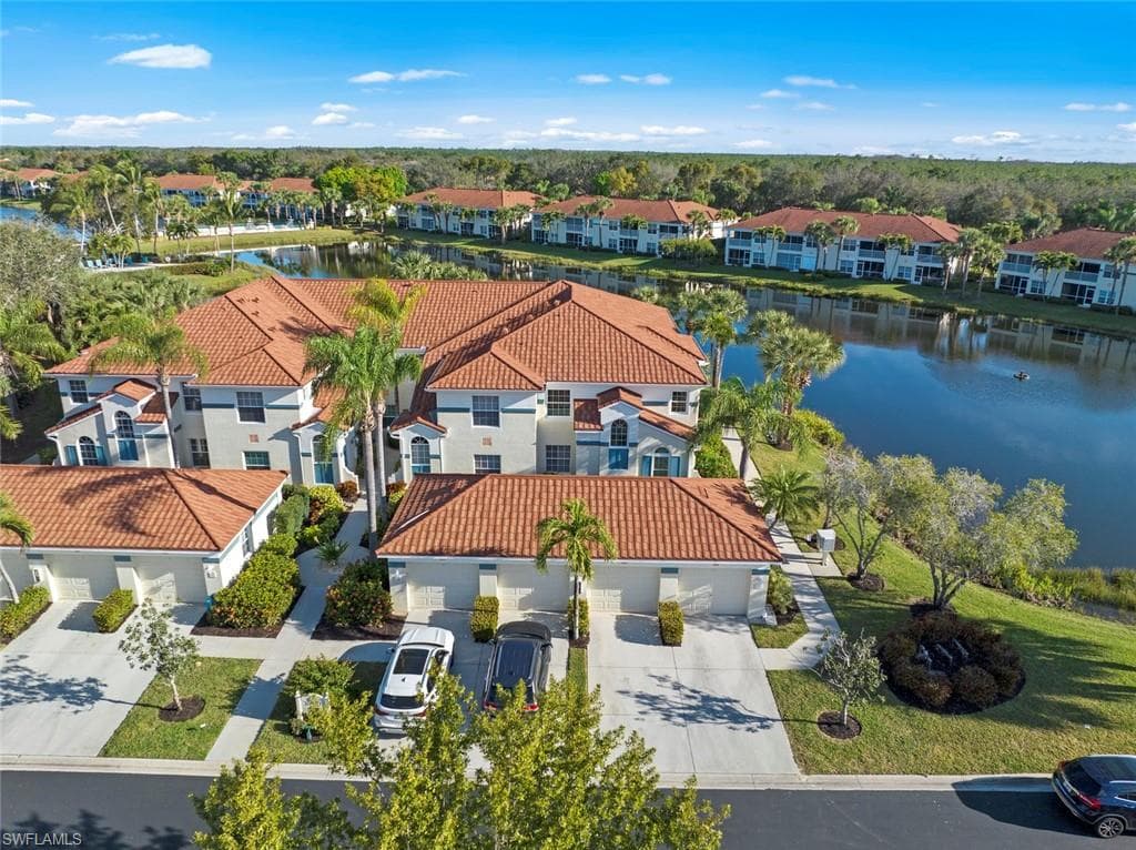 10910 Oak Island RD 104 ESTERO, FL 34135