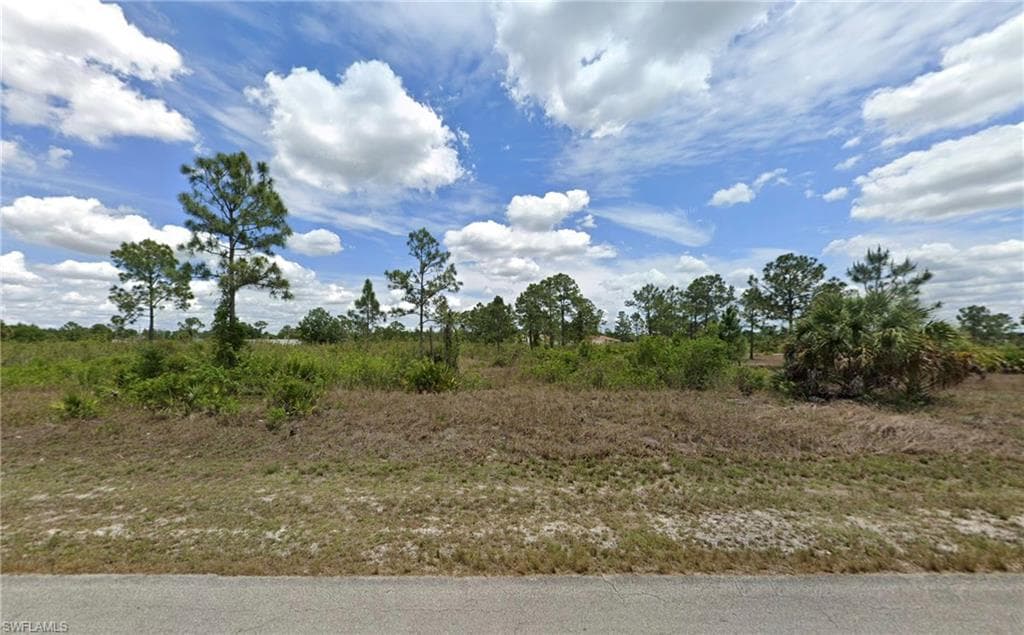 512 Leroy AVE LEHIGH ACRES, FL 33972