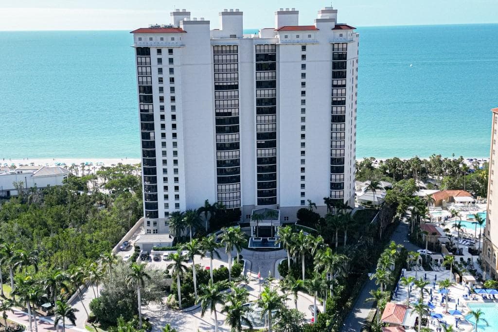 8665 Bay Colony DR 1203 NAPLES, FL 34108
