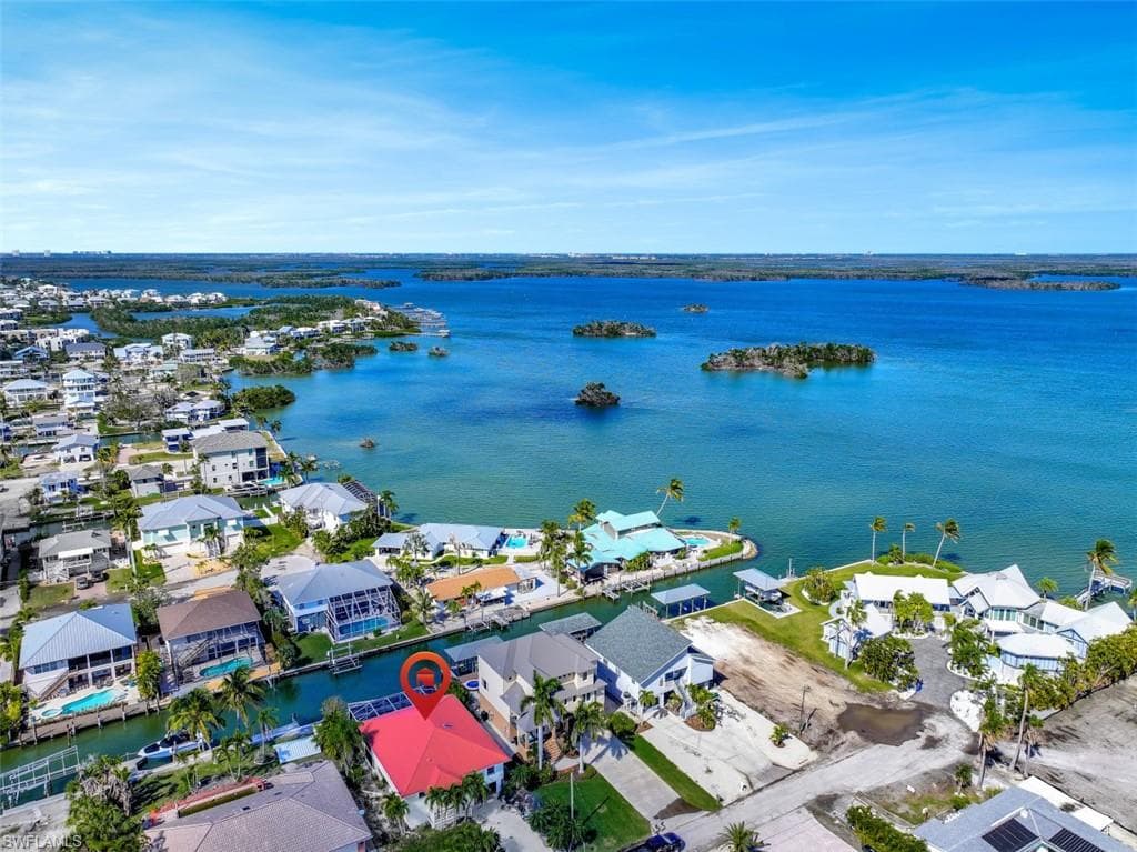 241 Egret ST FORT MYERS BEACH, FL 33931