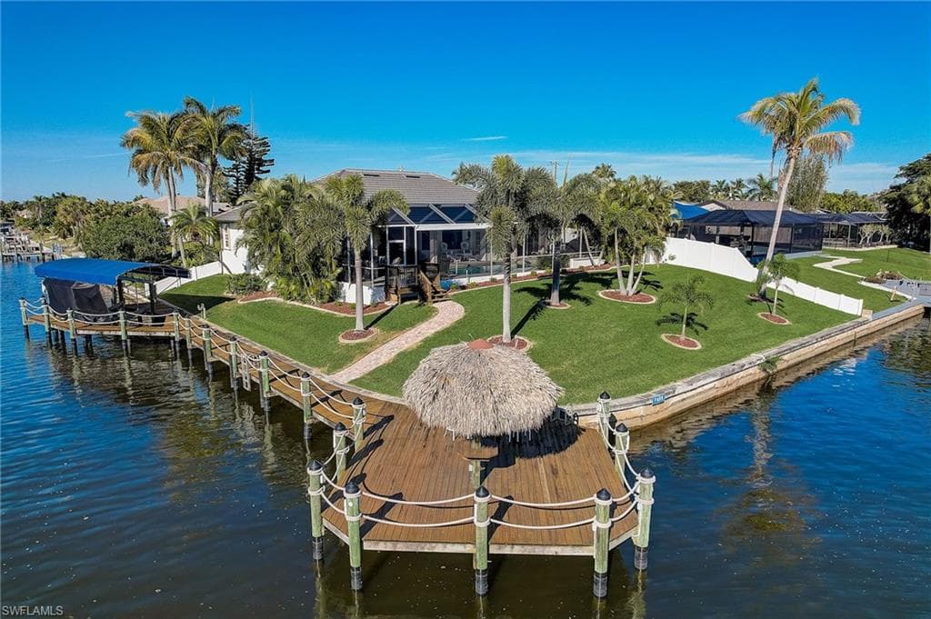 1002 SE 14th TER CAPE CORAL, FL 33990