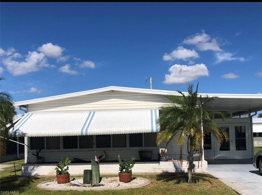 5351 Forest Park DR NORTH FORT MYERS, FL 33917
