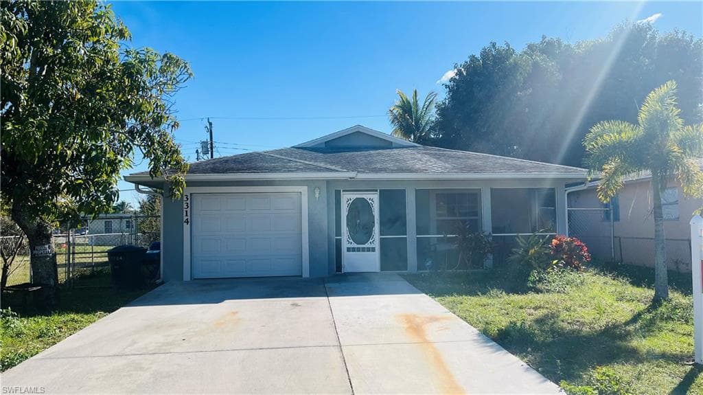 3314 Bassie CT FORT MYERS, FL 33916