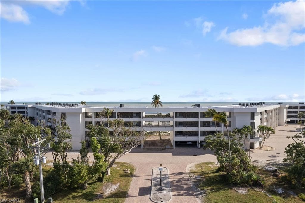 1605 Middle Gulf DR 208 SANIBEL, FL 33957