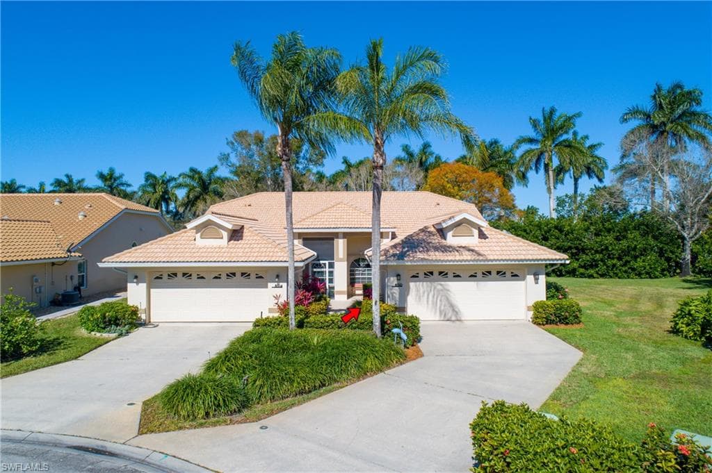 8510 Mustang DR 44 NAPLES, FL 34113