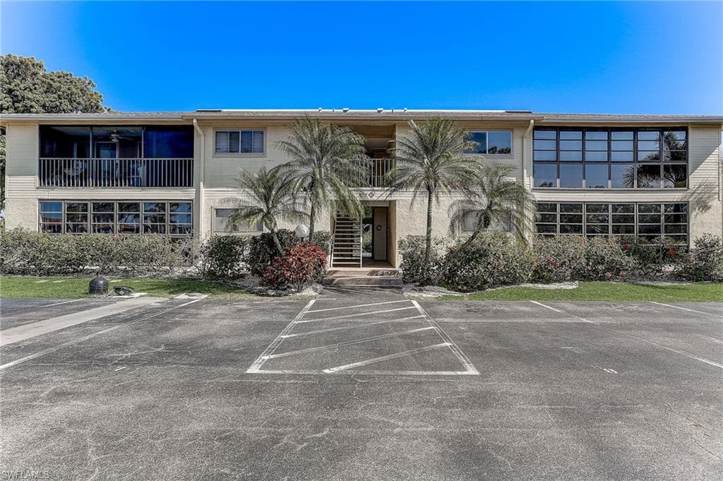 5715 Foxlake DR 3 NORTH FORT MYERS, FL 33917