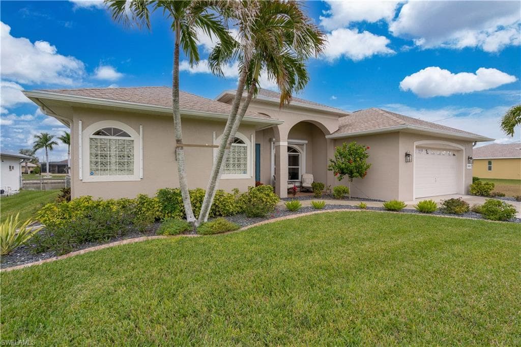 2521 SW 38th ST CAPE CORAL, FL 33914