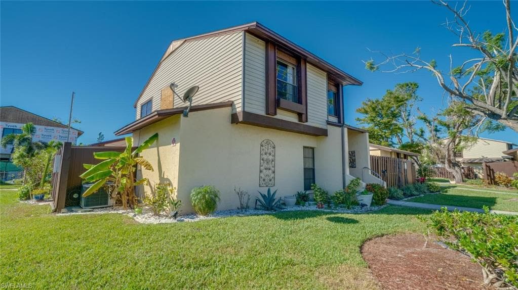 624 SE 12th CT 6 CAPE CORAL, FL 33990