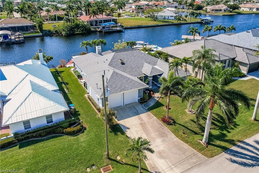 2518 SW 52nd LN CAPE CORAL, FL 33914