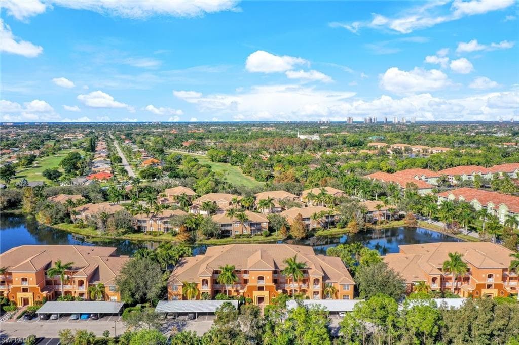 9611 Spanish Moss WAY 3726 BONITA SPRINGS, FL 34135