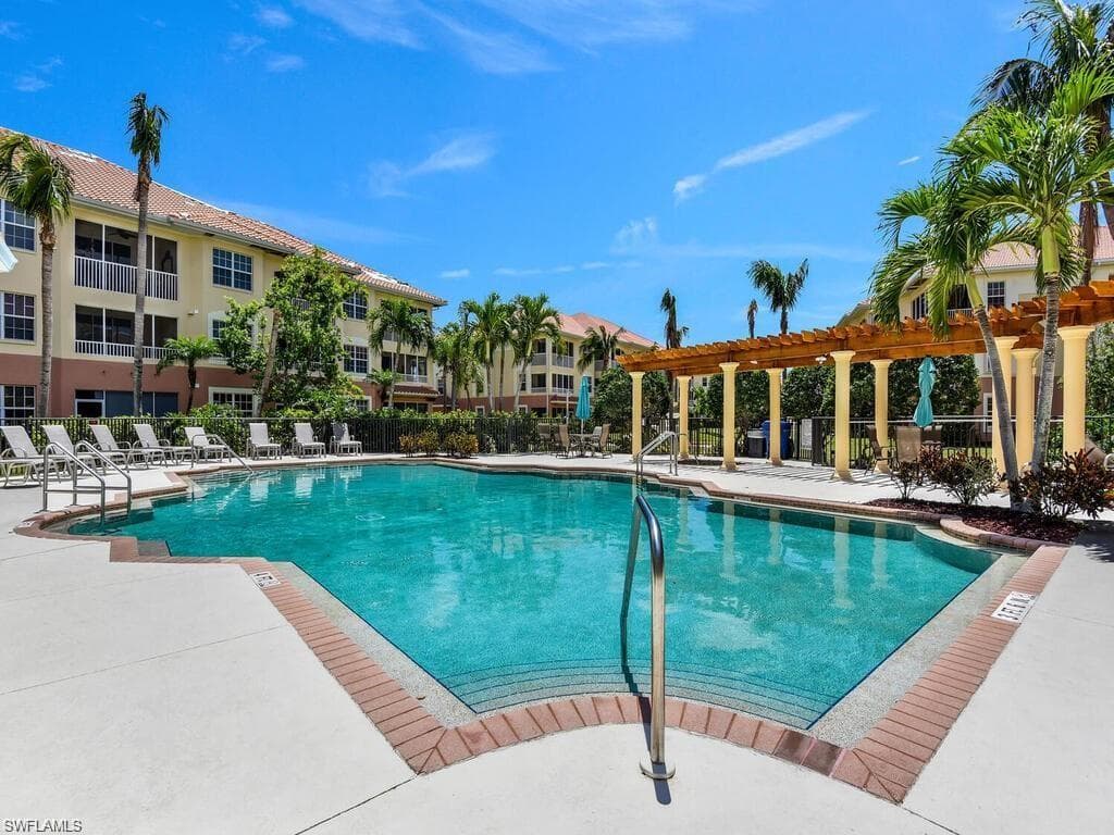 1113 Van Loon Commons CIR 201 CAPE CORAL, FL 33909