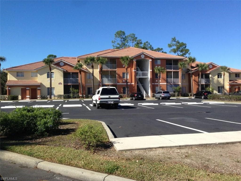 6360 Aragon WAY 304 FORT MYERS, FL 33966