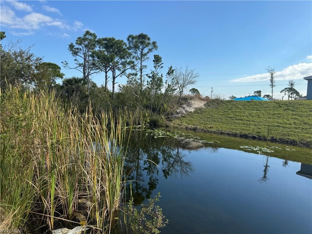 2821 NW 18th AVE CAPE CORAL, FL 33993