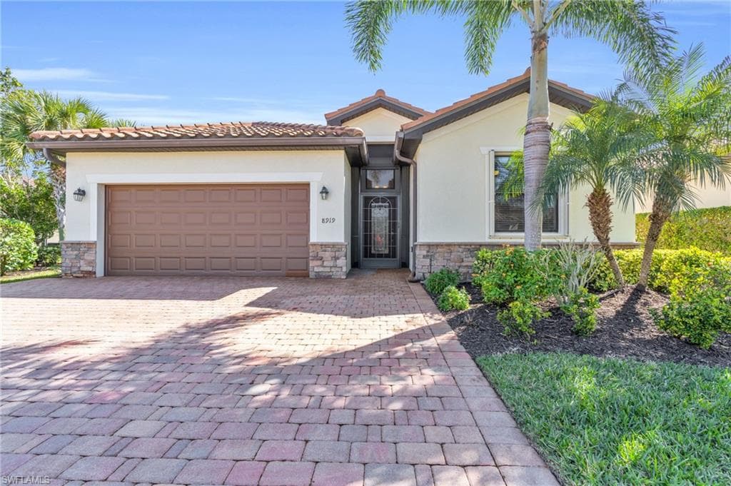 8919 Water Tupelo RD FORT MYERS, FL 33912