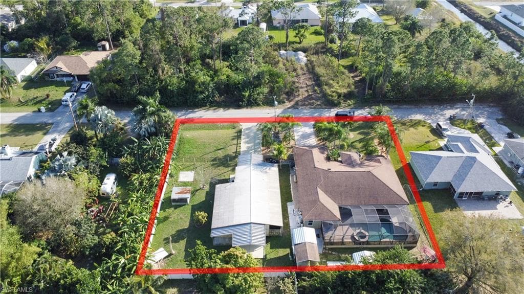 2714 10th ST W LEHIGH ACRES, FL 33971