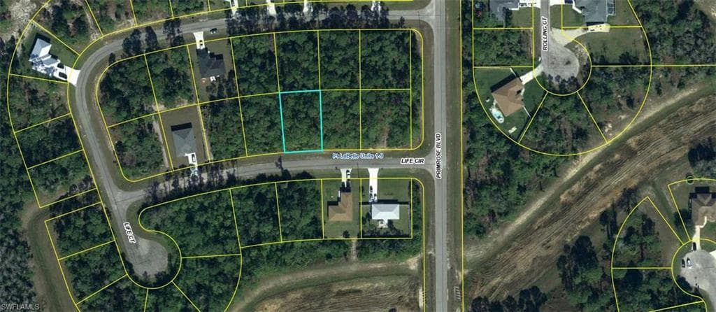 8034 Life CIR LABELLE, FL 33935
