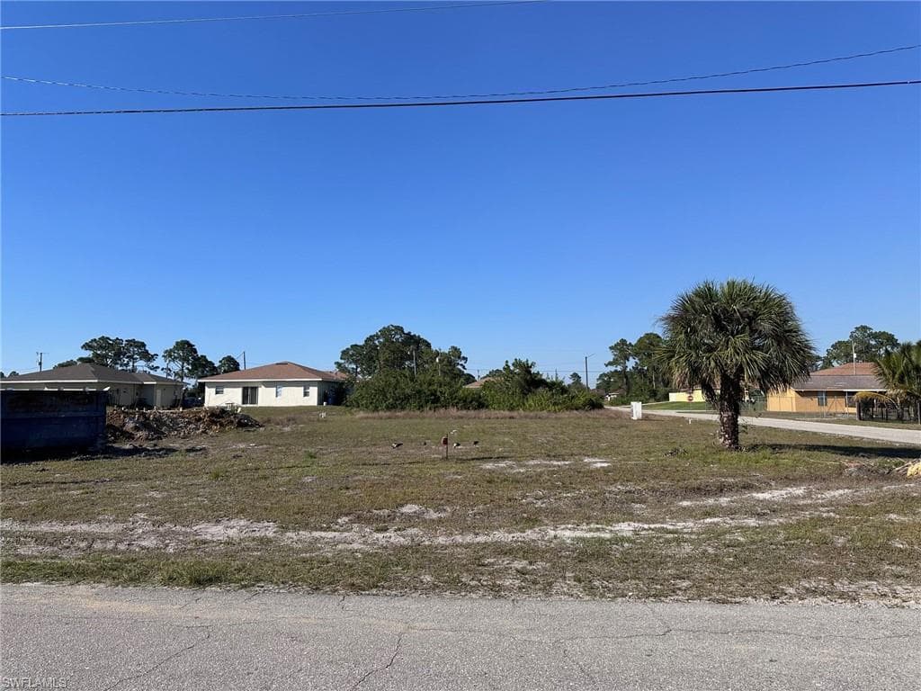 3000 22nd ST SW LEHIGH ACRES, FL 33976