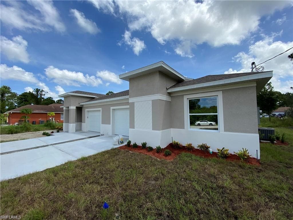 5113-5115 30th ST SW LEHIGH ACRES, FL 33973