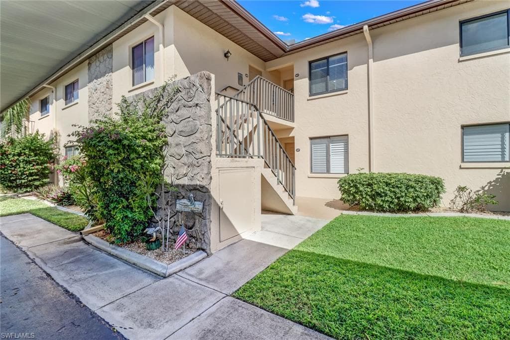 1017 SE 46th LN 207 CAPE CORAL, FL 33904