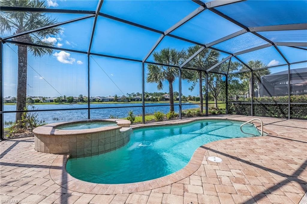 1982 Mustique ST NAPLES, FL 34120