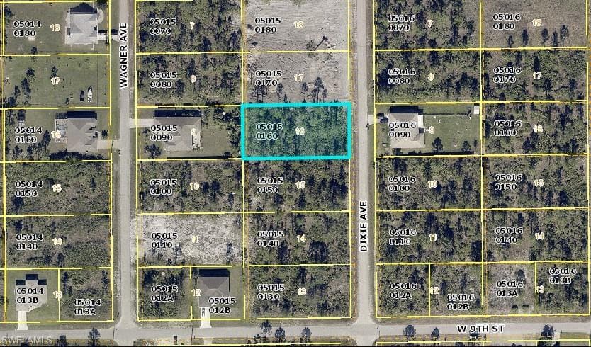 907 Dixie AVE LEHIGH ACRES, FL 33972