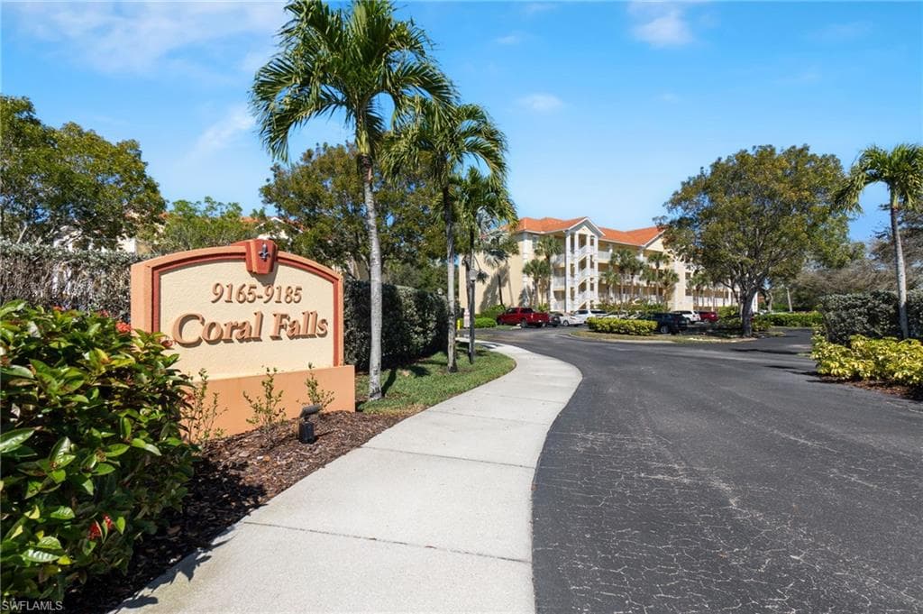 9185 Celeste DR 1-106 NAPLES, FL 34113