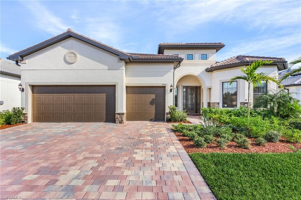 3054 Sagittaria LN ALVA, FL 33920