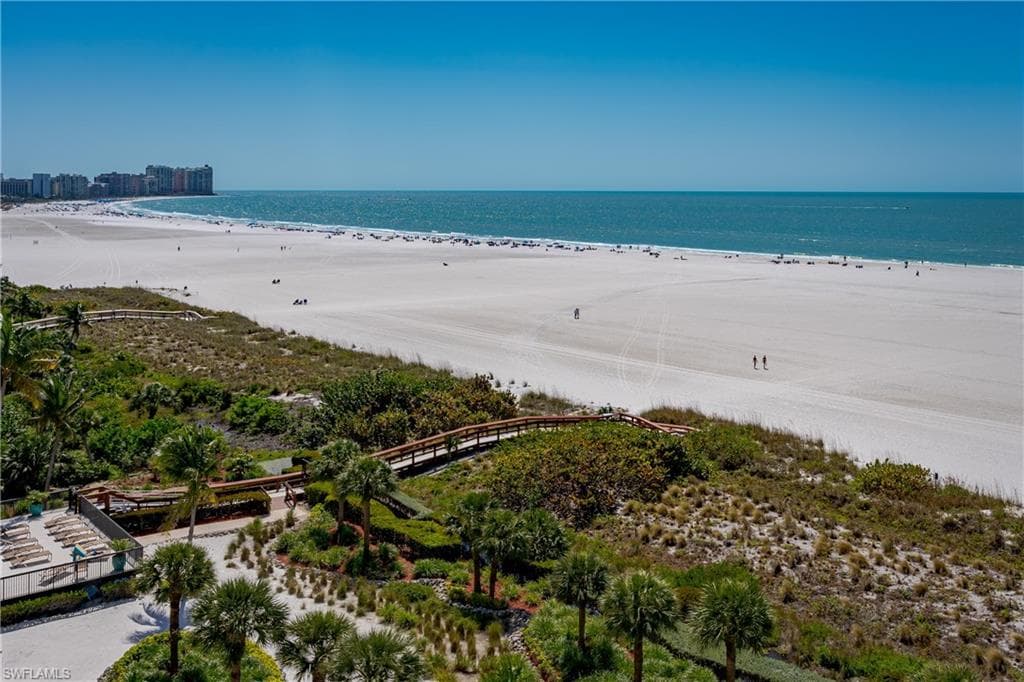 100 Collier BLVD 806 MARCO ISLAND, FL 34145