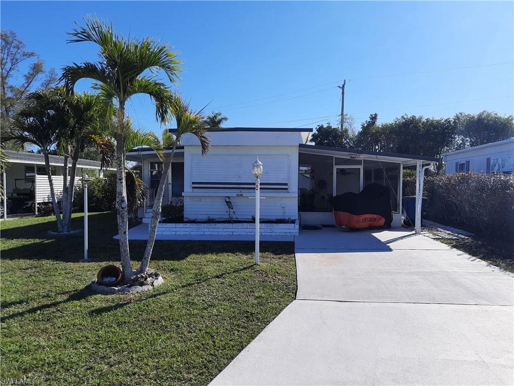 26198 Princess LN BONITA SPRINGS, FL 34135