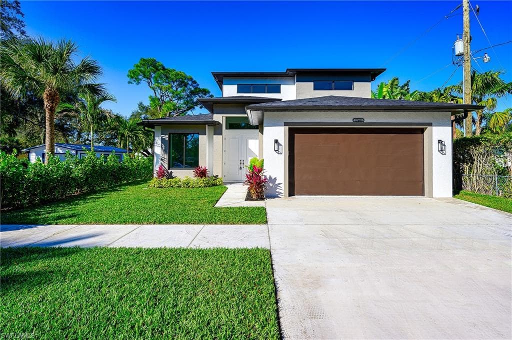 27440 East DR BONITA SPRINGS, FL 34135