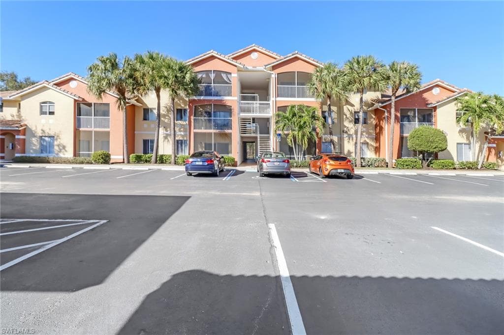 6461 Aragon WAY 107 FORT MYERS, FL 33966