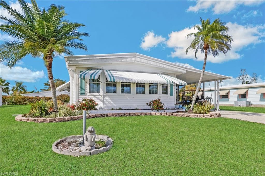 26255 Colony RD BONITA SPRINGS, FL 34135