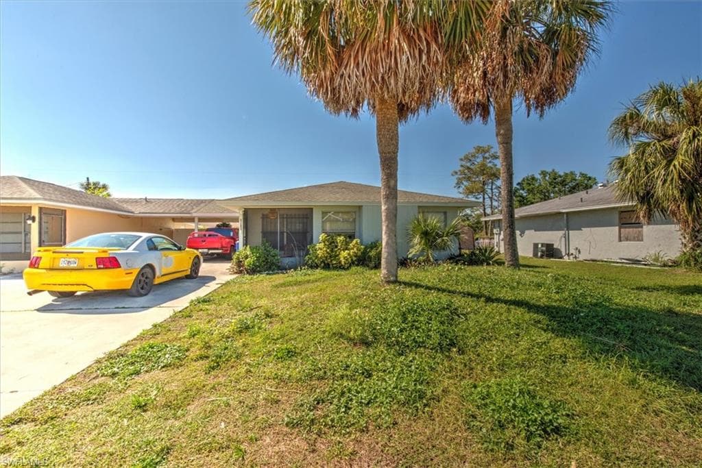 1131 Joel BLVD LEHIGH ACRES, FL 33936