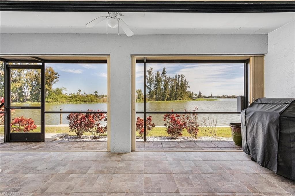707 SW 3rd CT 103 CAPE CORAL, FL 33991