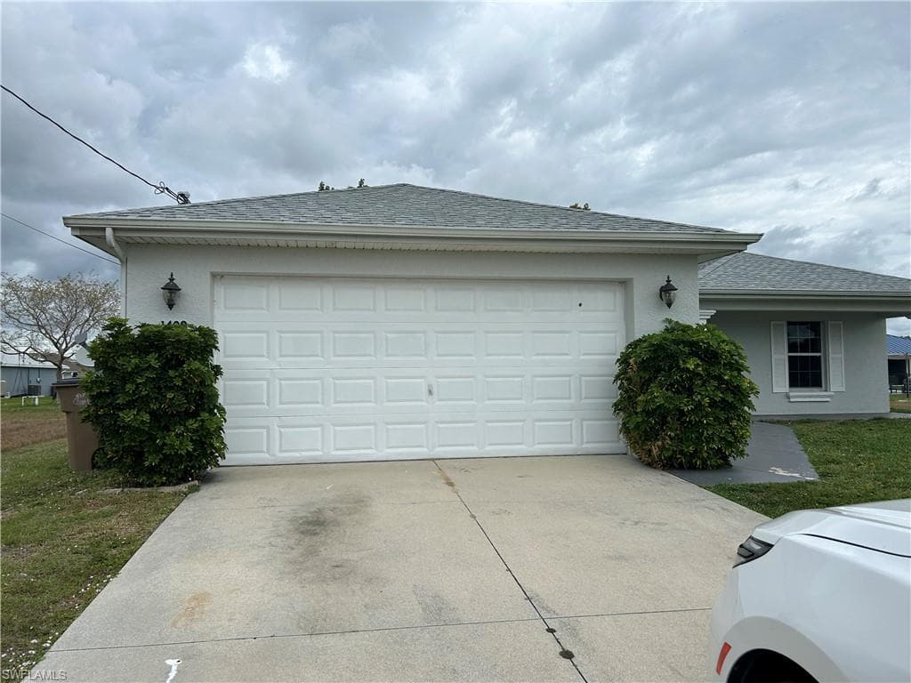 1409 NE 33rd LN CAPE CORAL, FL 33909