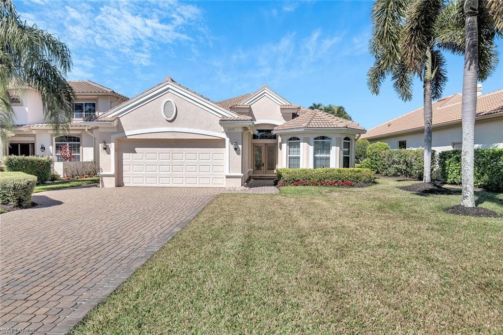 6039 Fairway CT NAPLES, FL 34110