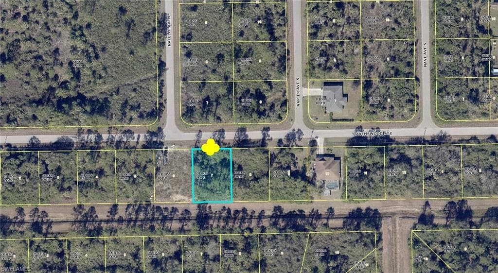 1120 Ravenswood ST E LEHIGH ACRES, FL 33974